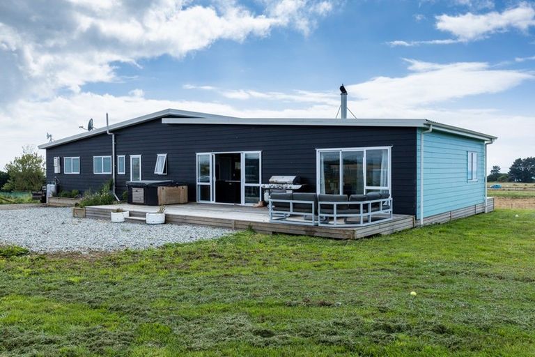 Photo of property in 342 Waimate Highway, Saint Andrews, Timaru, 7971