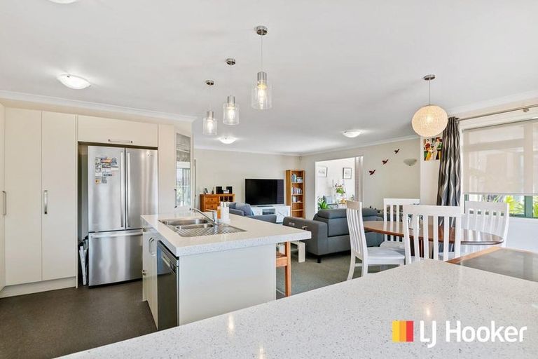 Photo of property in 18 Hamon Place, Pukehangi, Rotorua, 3015