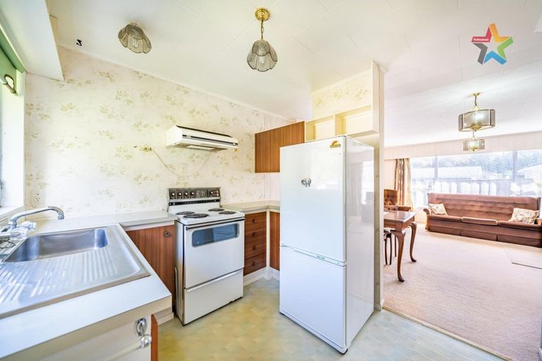 Photo of property in 178b Major Drive, Kelson, Lower Hutt, 5010