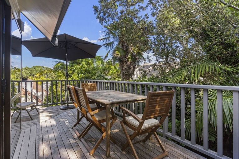 Photo of property in 2/31 Clifton Road, Herne Bay, Auckland, 1011