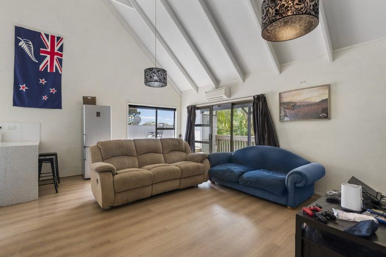 Photo of property in 2/60 Aramoana Avenue, Devonport, Auckland, 0624