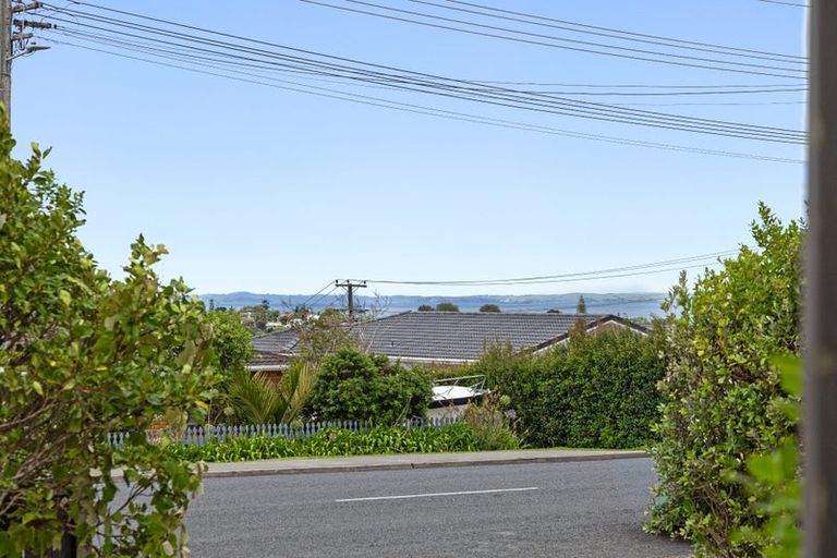 Photo of property in 92 Stanmore Bay Road, Stanmore Bay, Whangaparaoa, 0932
