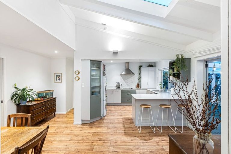 Photo of property in 26 Doment Crescent, Orewa, 0931