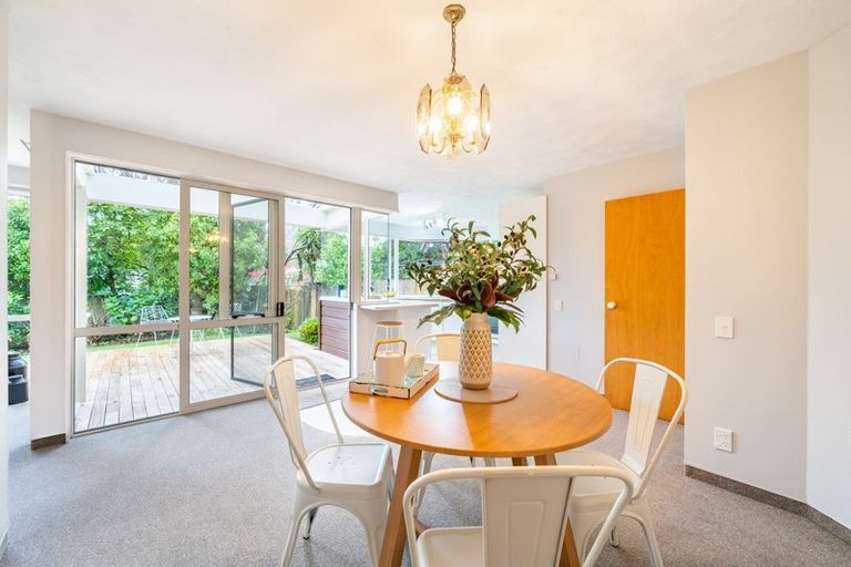 Photo of property in 2/35 Manuka Street, Stokes Valley, Lower Hutt, 5019