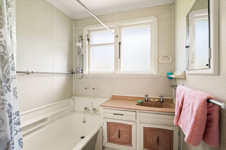 Photo of property in 12 Truby King Crescent, Liberton, Dunedin, 9010