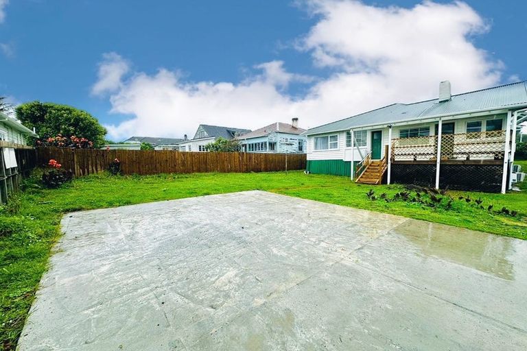 Photo of property in 374 Lake Road, Takapuna, Auckland, 0622