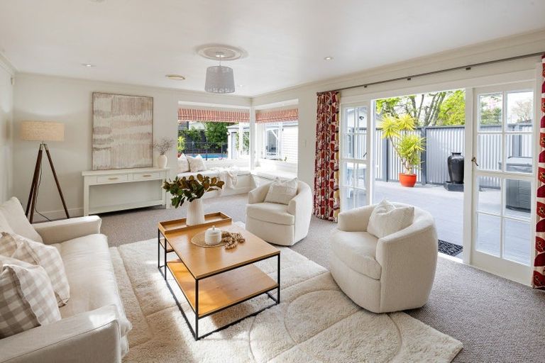 Photo of property in 74 Princes Street, Cambridge, 3434