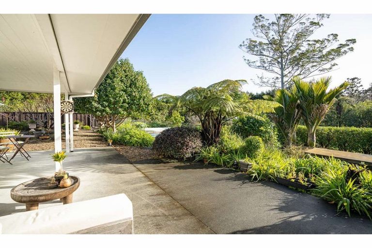 Photo of property in 73a Riddell Road, Kerikeri, 0230