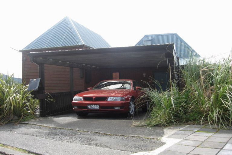 Photo of property in 29 Voltaire Street, Karori, Wellington, 6012