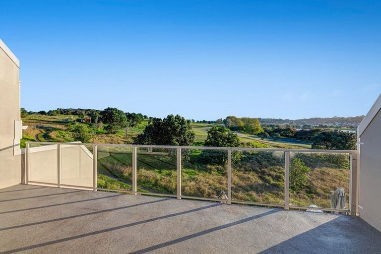 Photo of property in Santa Rosa, 60/340 Gulf Harbour Drive, Gulf Harbour, Whangaparaoa, 0930