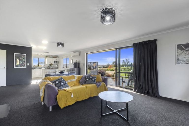 Photo of property in 10 Taumata Road, Pyes Pa, Tauranga, 3173