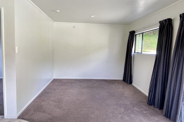 Photo of property in 25 Seaview Crescent, Picton, 7220