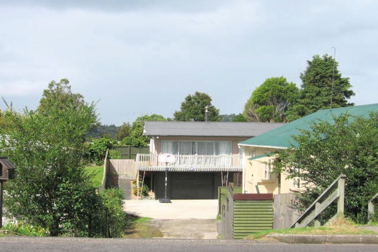 Photo of property in 2/16 Shetland Street, Glen Eden, Auckland, 0602