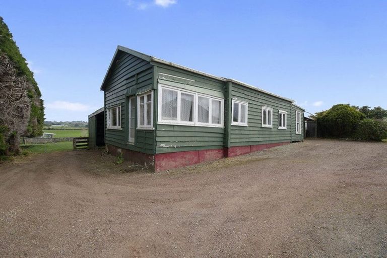 Photo of property in 180 Taupaki Road, Taupaki, Henderson, 0782