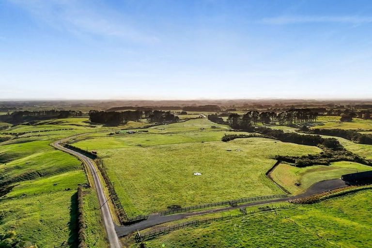 Photo of property in 185 Korito Road, Korito, New Plymouth, 4371