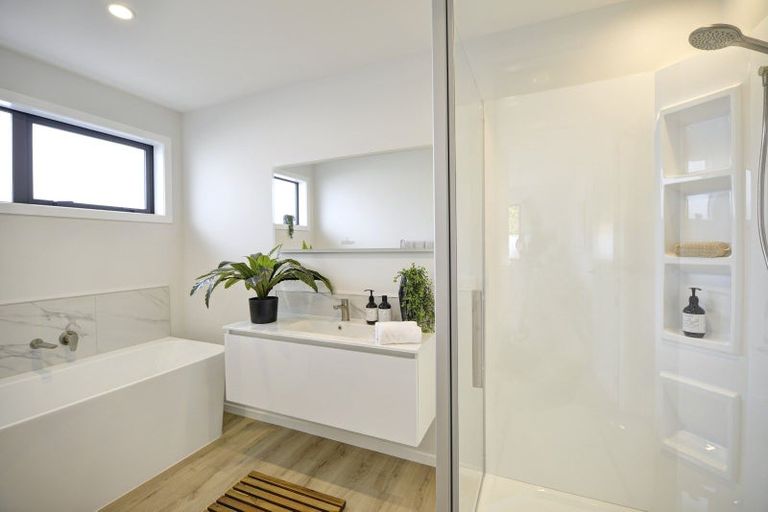 Photo of property in 14 Hereford Drive, Carterton, 5713