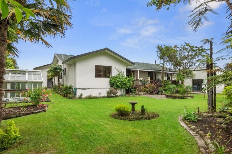 Photo of property in 116 Rahui Road, Otaki, 5512