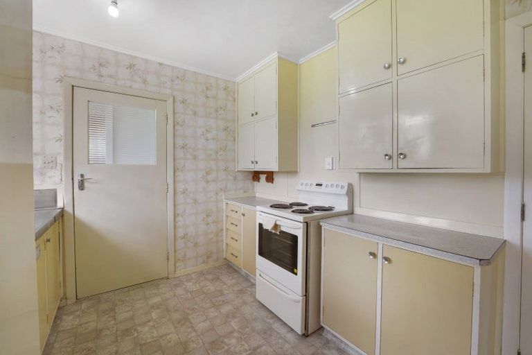 Photo of property in 19 Thackeray Street, Trentham, Upper Hutt, 5018