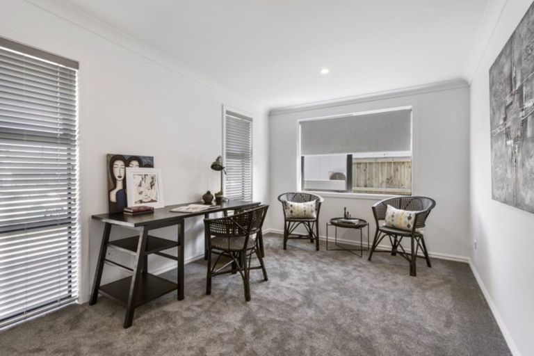 Photo of property in 105 The Boulevard, Papamoa Beach, Papamoa, 3118