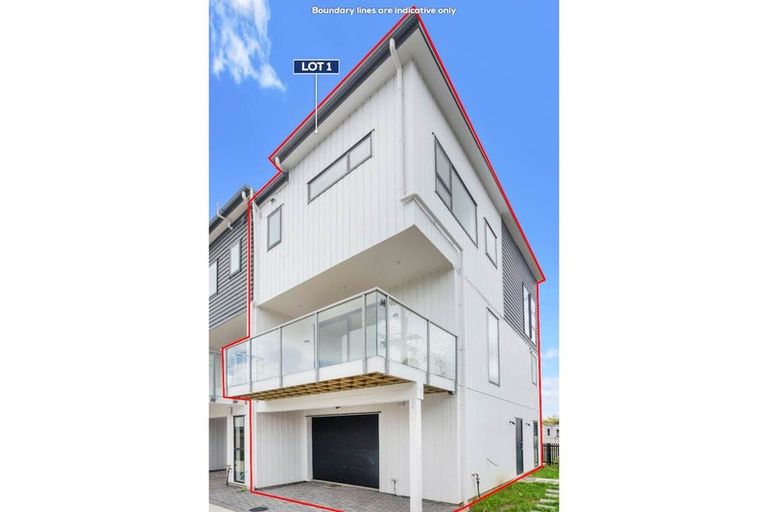 Photo of property in 1/2a Cambridge Road, Manurewa, Auckland, 2102