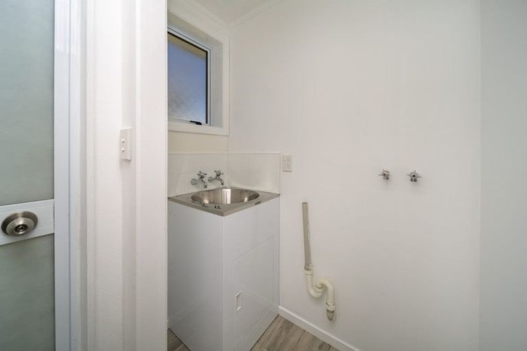 Photo of property in 17b Rimu Street, Hawera, 4610