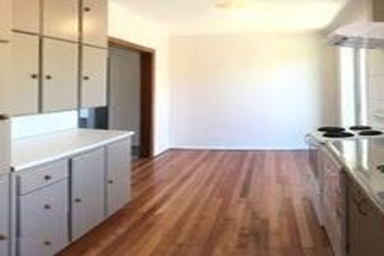 Photo of property in 30 Auburn Avenue, Upper Riccarton, Christchurch, 8041