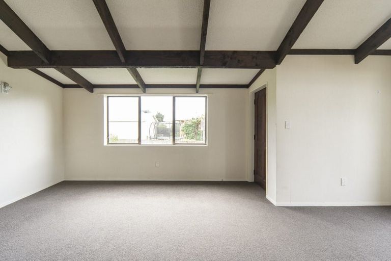 Photo of property in 109 Shakespeare Street, Leamington, Cambridge, 3432