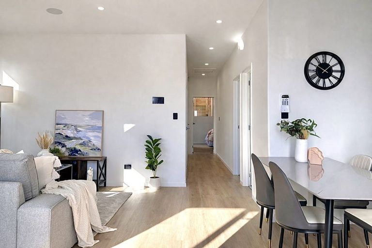 Photo of property in 6 Taukahiwi Road, Pukekohe, 2120