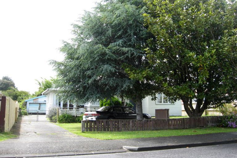 Photo of property in 4 Royston Street, Rosehill, Papakura, 2113