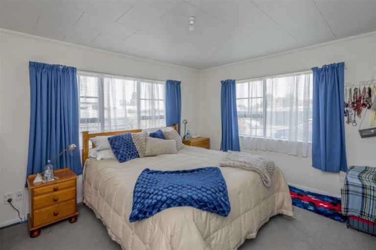 Photo of property in 56 Rimu Street, Levin, 5510