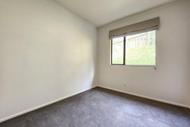 Photo of property in 6a Marjory Close, Broadmeadows, Wellington, 6035