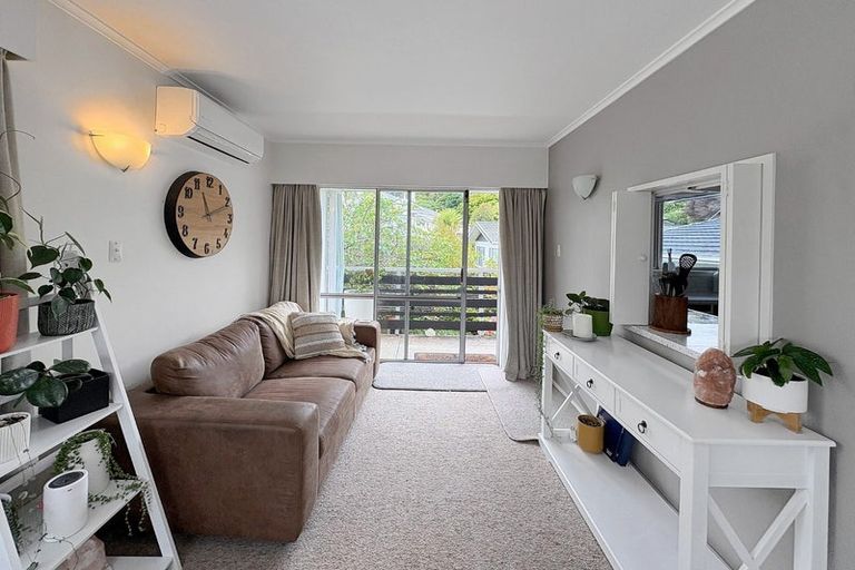 Photo of property in 48 Great North Road, Saint Johns Hill, Whanganui, 4500