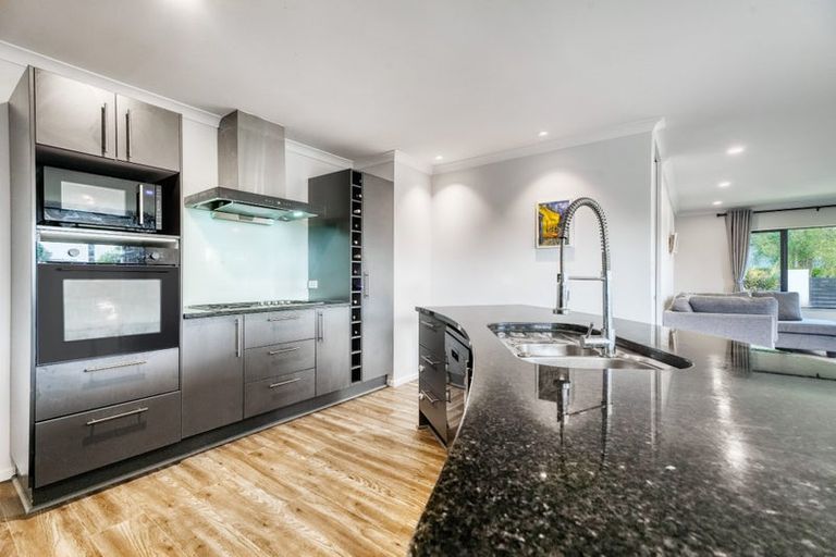 Photo of property in 5 Phoenicia Court, The Gardens, Auckland, 2105