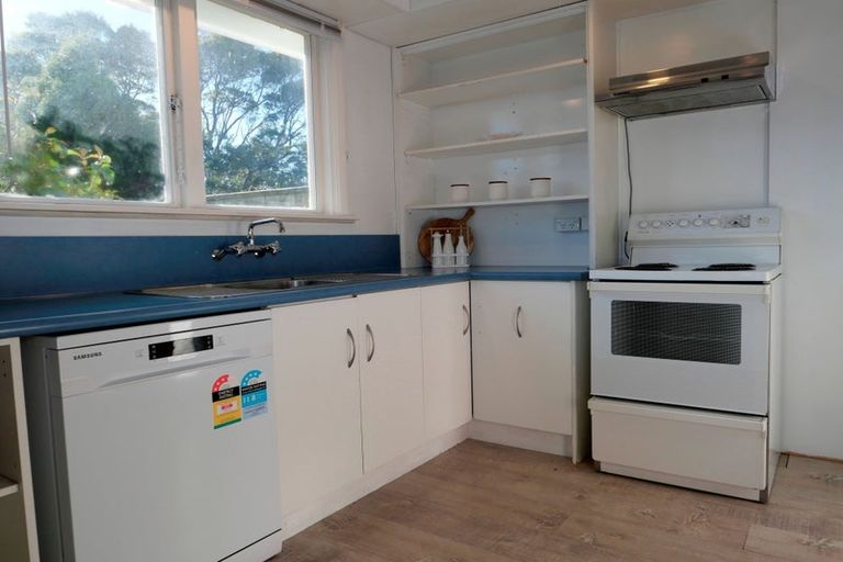 Photo of property in 12 Kiwi Road, Raumati Beach, Paraparaumu, 5032