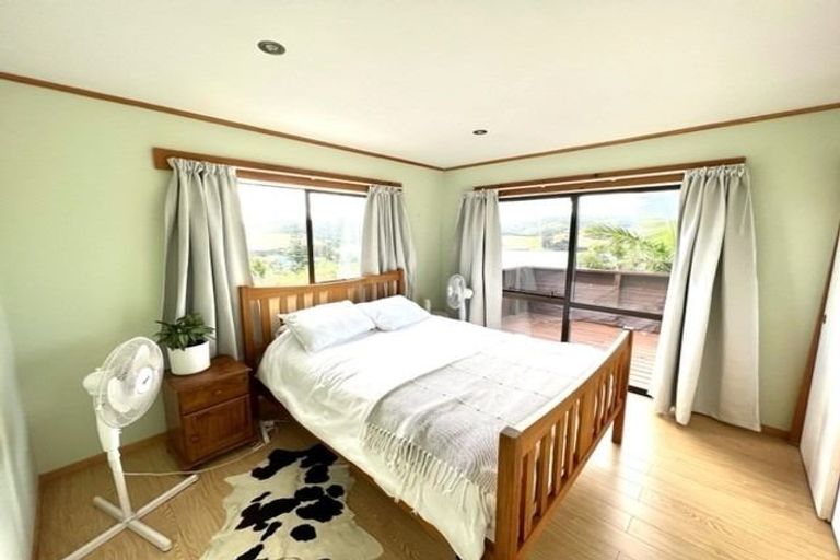 Photo of property in 2b Hammond Avenue, Hatfields Beach, Orewa, 0931