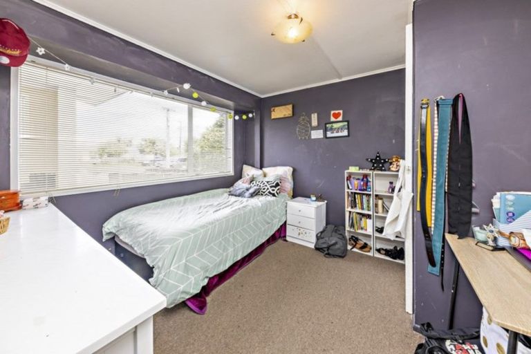 Photo of property in 68 Willis Road, Papakura, 2110