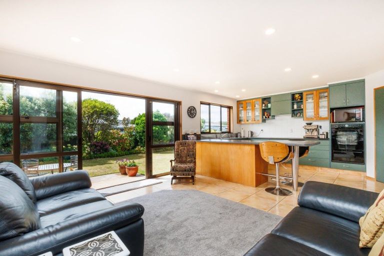 Photo of property in 122 Oxford Street, Ashhurst, 4810