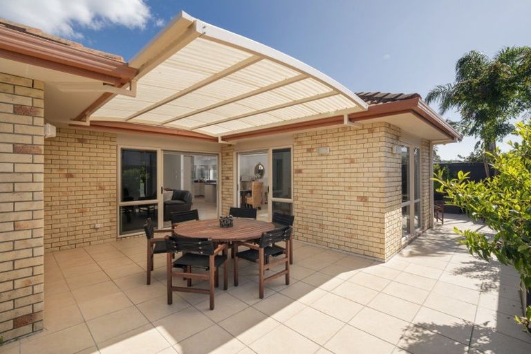 Photo of property in 27 Mcleod Place, Papamoa Beach, Papamoa, 3118