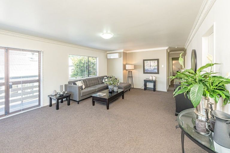 Photo of property in 5 Linda Place, Saint Johns Hill, Whanganui, 4501