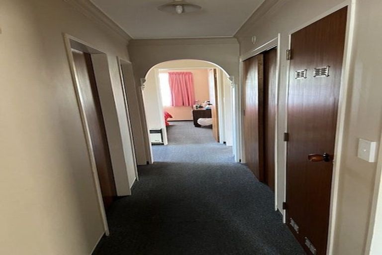 Photo of property in 50 Highbury Drive, Levin, 5510