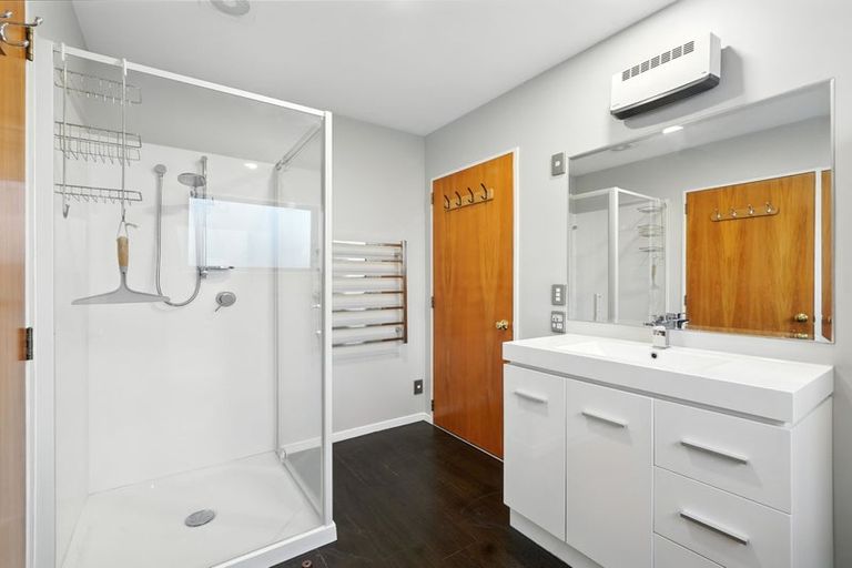 Photo of property in 1/15 Jocelyn Street, Casebrook, Christchurch, 8051