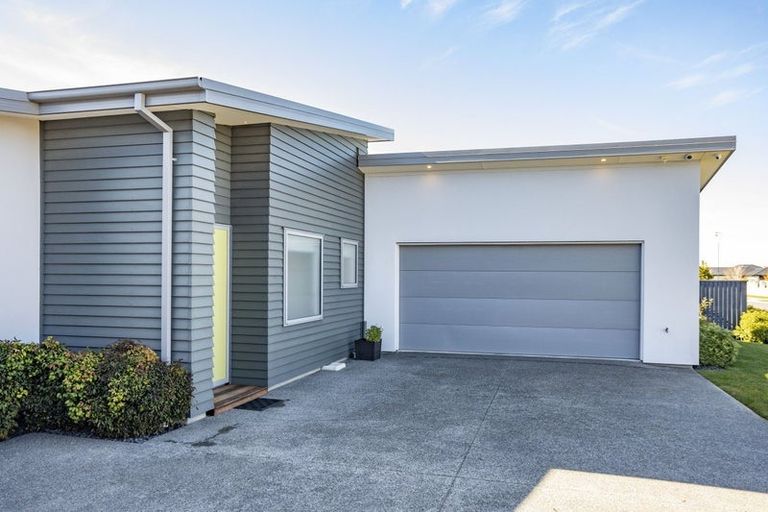 Photo of property in 8 Salisbury Avenue, Rangiora, 7400