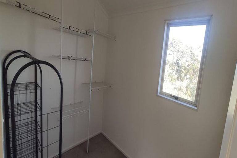 Photo of property in 48 Monte Cassino Place, Birkdale, Auckland, 0626