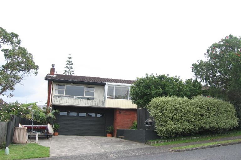 Photo of property in 1 Glenside Avenue, Pakuranga, Auckland, 2010