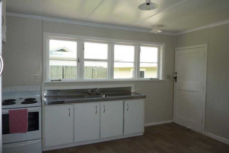 Photo of property in 2/60 Marne Road, Papakura, 2110