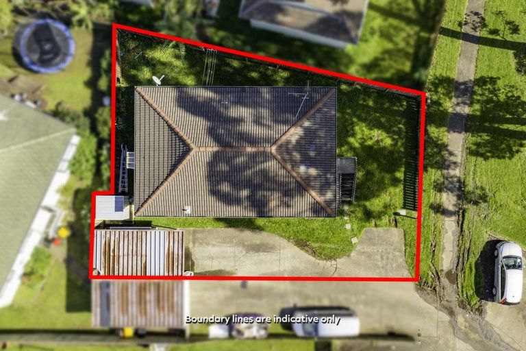 Photo of property in 1/14 Penion Drive, Flat Bush, Auckland, 2023