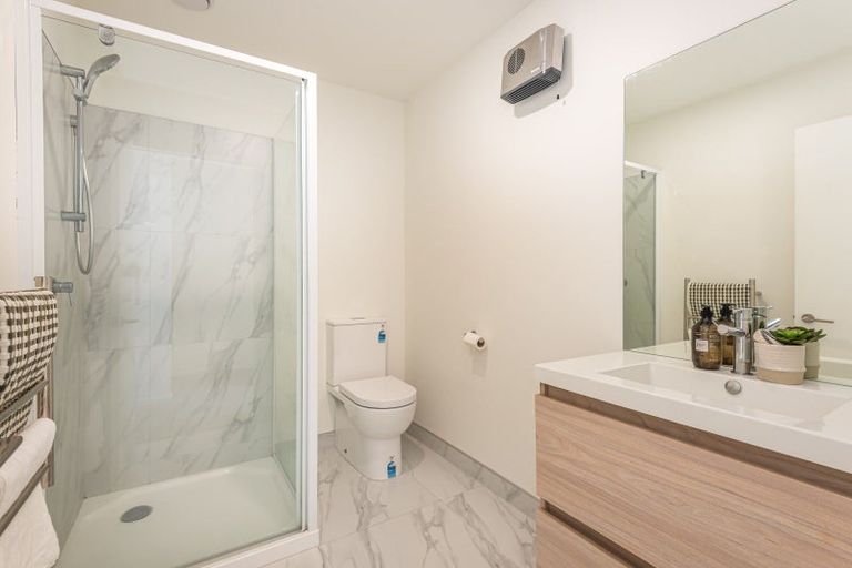 Photo of property in 8/51 Hills Road, Edgeware, Christchurch, 8013