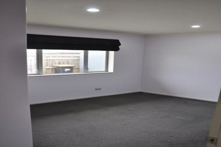 Photo of property in 51 Tennyson Avenue, Kelvin Grove, Palmerston North, 4414