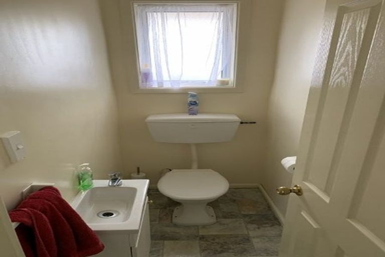 Photo of property in 43 Sevenoaks Drive, Bryndwr, Christchurch, 8053