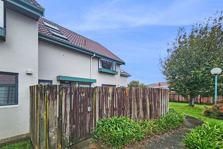 Photo of property in 16 Mcbain Grove, Avalon, Lower Hutt, 5011